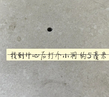 宽城瓷砖空鼓维修公司专业解答在瓷砖铺贴过程中，如果砂料搅拌不均匀，将会带来以下问题